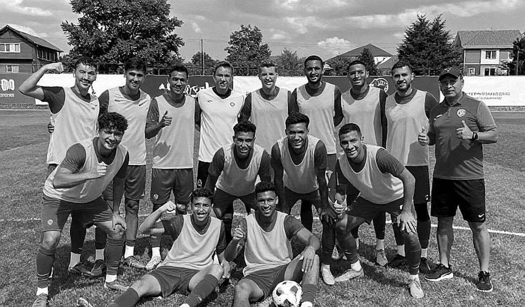 Bernardo Silva in the Defensive Group: One Training Session, Three Layers of Over-Interpretation Bernardo Silva in the Defensive Group: One Training Session, Three Layers of Over-Interpretation