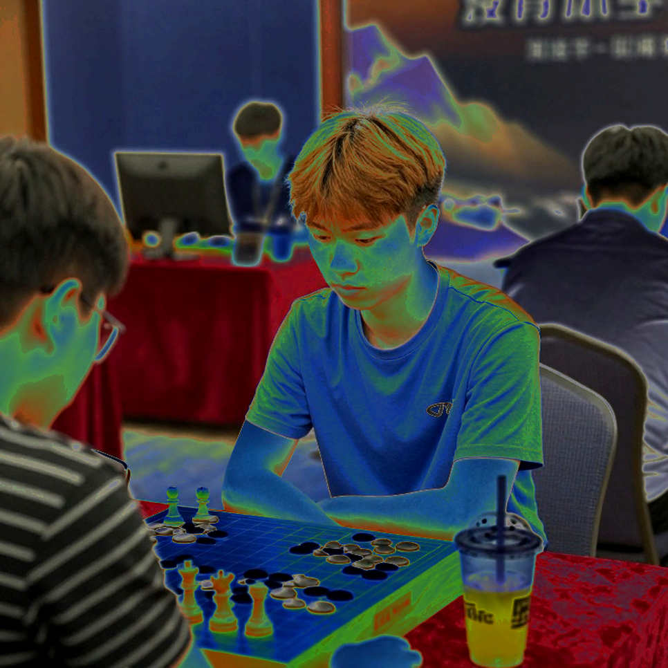 Shaving Head for T1: Vietnamese Commentator's Promise and the Trap of Expectation Shaving Head for T1: Vietnamese Commentator's Promise and the Trap of Expectation