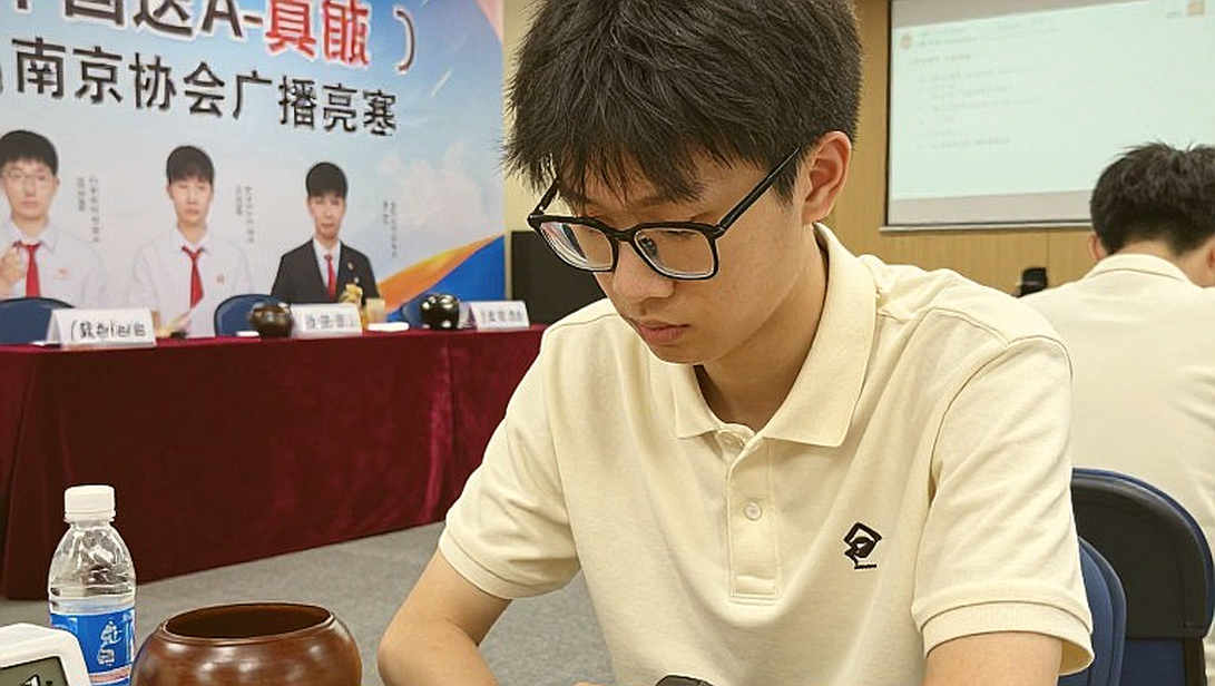 Savitha Shri 5/5 và canh bạc bàn dưới của cờ vua nữ Ấn Độ tại Olympiad Samarkand Savitha Shri 5/5 và canh bạc bàn dưới của cờ vua nữ Ấn Độ tại Olympiad Samarkand