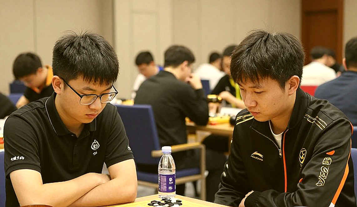 Cờ vua và một bản tin sai lệch: Chủ tịch FIDE không phải Timur Turlov