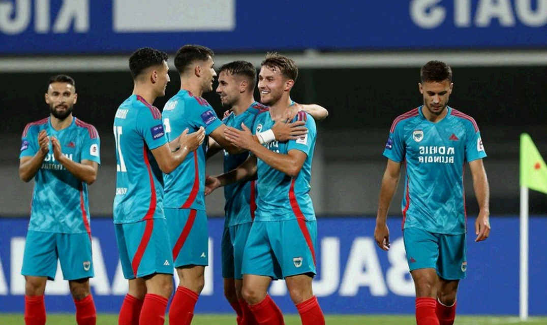 Đinh Văn Tâm và bài toán gánh team: Khi nhà vô địch thế giới đầu hàng chính mình Đinh Văn Tâm và bài toán gánh team: Khi nhà vô địch thế giới đầu hàng chính mình