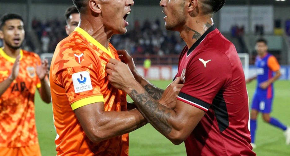 Kỳ chuyển nhượng V.League: tiền thật nằm ở quỹ lương, không nằm ở phí chuyển nhượng