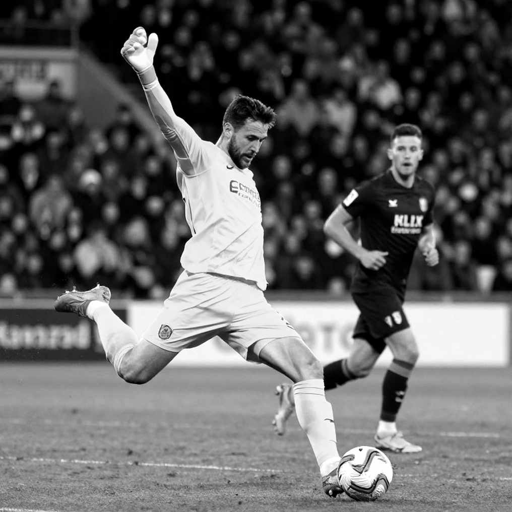Olaha Mạnh Đức và Williams Minh Hoàng nhập tịch: điều gì thực sự thay đổi ở V.League và đội tuyển Việt Nam Olaha Mạnh Đức và Williams Minh Hoàng nhập tịch: điều gì thực sự thay đổi ở V.League và đội tuyển Việt Nam